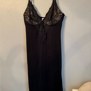 Elegant Black Lace Nightgown